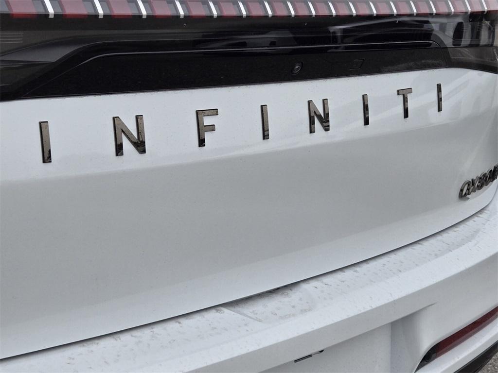 new 2026 INFINITI QX80 car, priced at $101,820