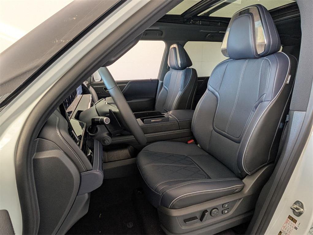 new 2026 INFINITI QX80 car, priced at $86,751