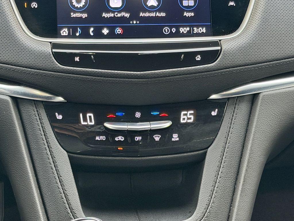 used 2023 Cadillac XT6 car, priced at $33,834