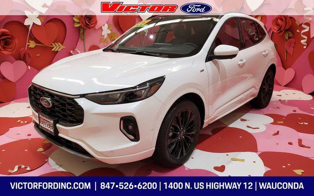 used 2023 Ford Escape car, priced at $29,900