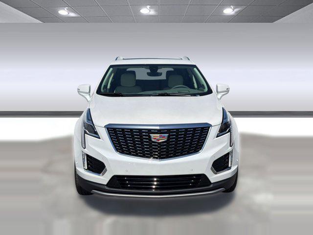 new 2026 Cadillac XT5 car, priced at $58,940