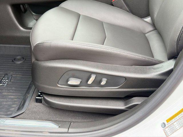 new 2026 Cadillac XT5 car, priced at $60,910