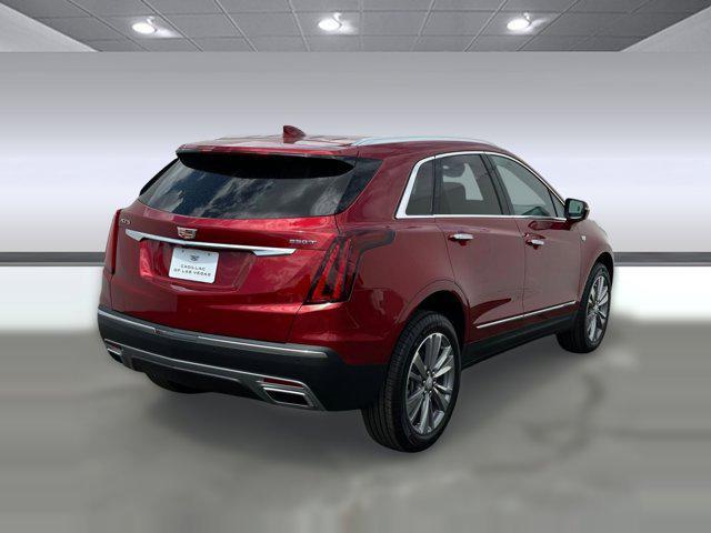 new 2025 Cadillac XT5 car, priced at $52,731