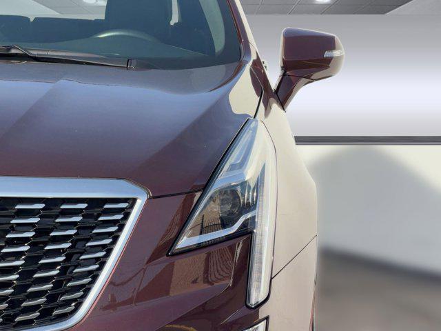 used 2022 Cadillac XT5 car, priced at $29,668