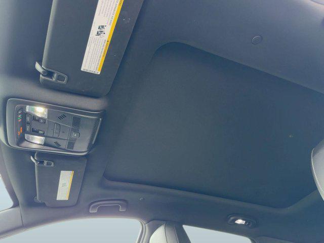 used 2024 Cadillac XT5 car, priced at $36,998