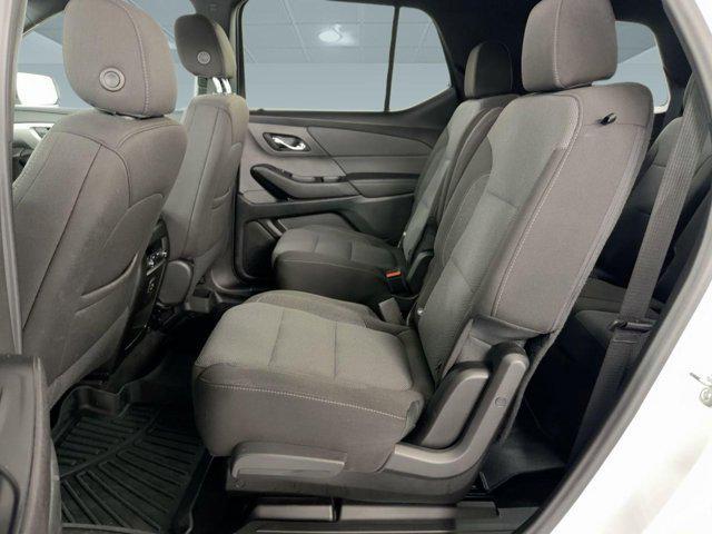used 2023 Chevrolet Traverse car, priced at $25,999