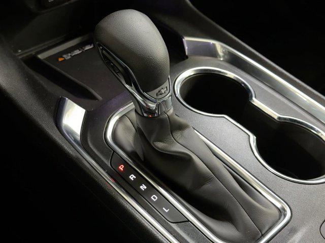 used 2023 Chevrolet Traverse car, priced at $25,999