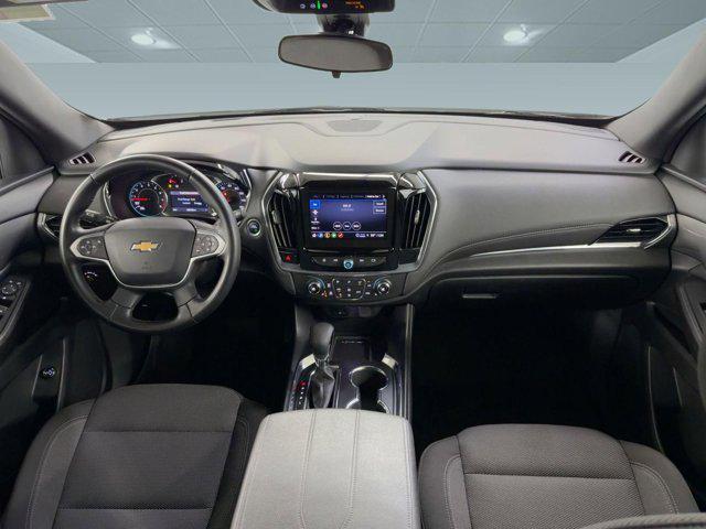 used 2023 Chevrolet Traverse car, priced at $25,999