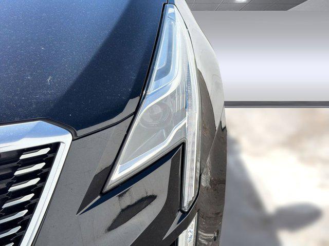 used 2020 Cadillac XT5 car, priced at $24,998