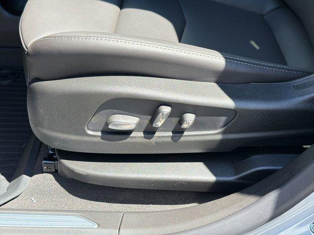 new 2026 Cadillac XT5 car, priced at $57,710