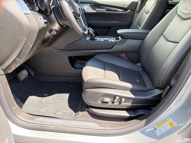 new 2026 Cadillac XT5 car, priced at $57,710