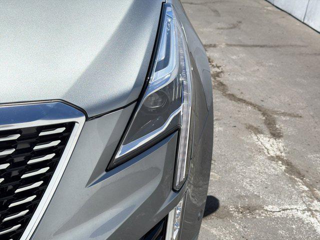 new 2026 Cadillac XT5 car, priced at $57,710