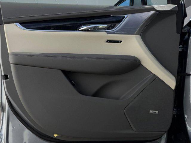 new 2025 Cadillac XT6 car, priced at $60,165