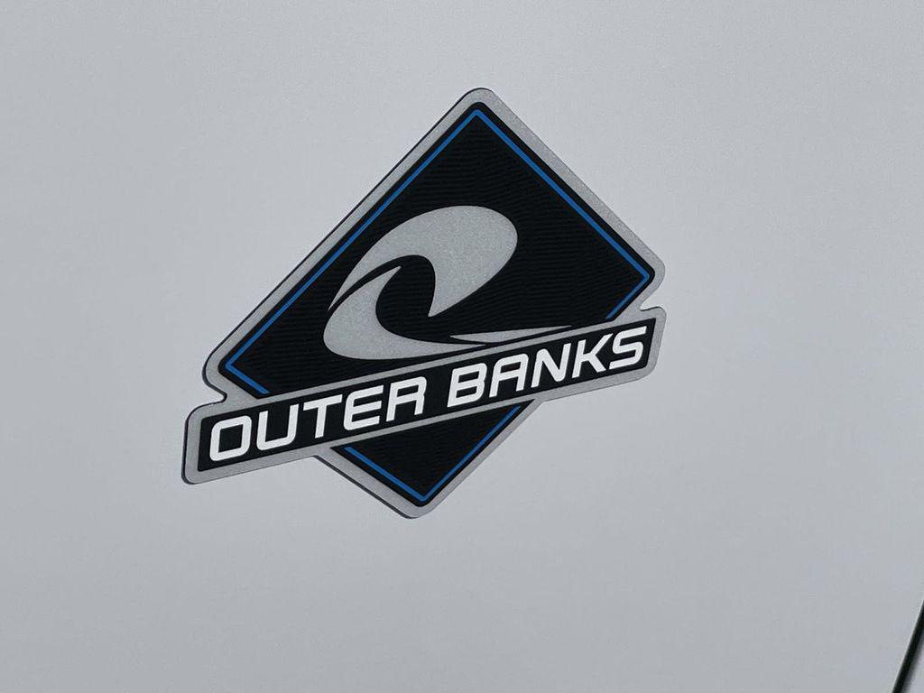 new 2025 Ford Bronco Sport car, priced at $36,436