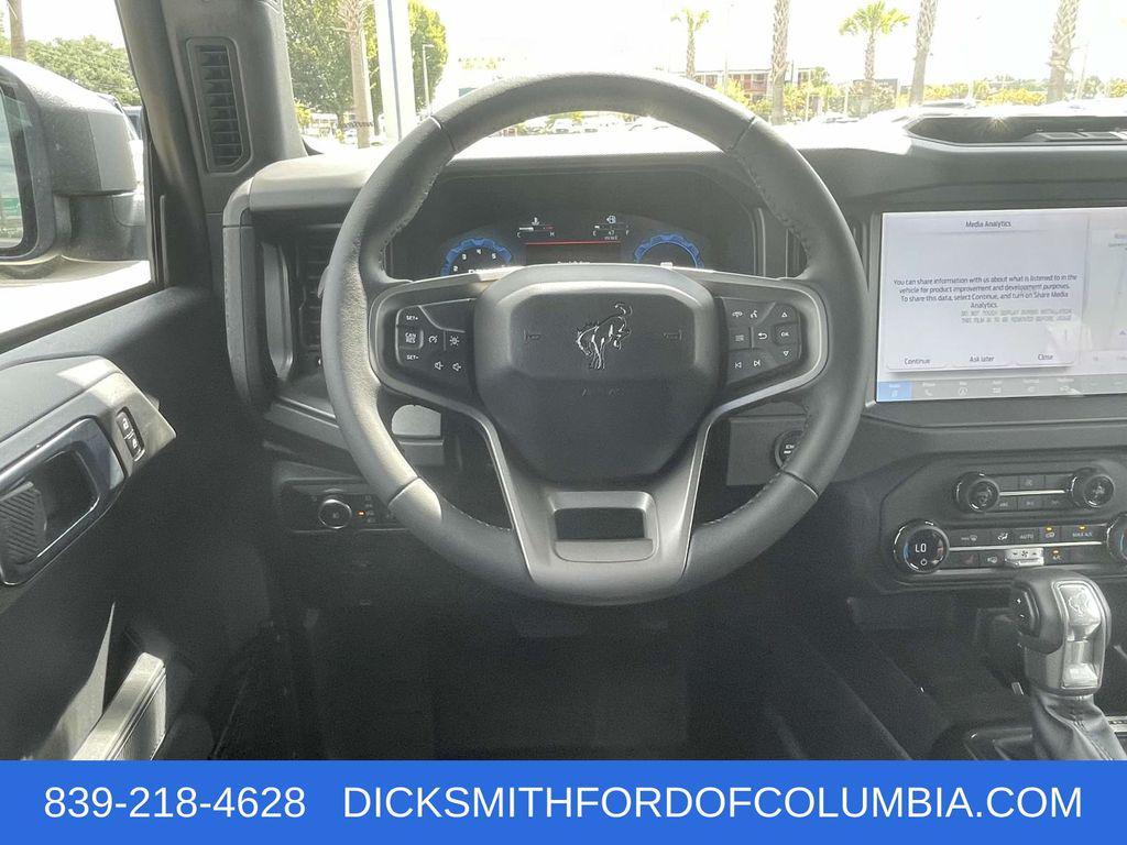 new 2025 Ford Bronco car, priced at $45,025