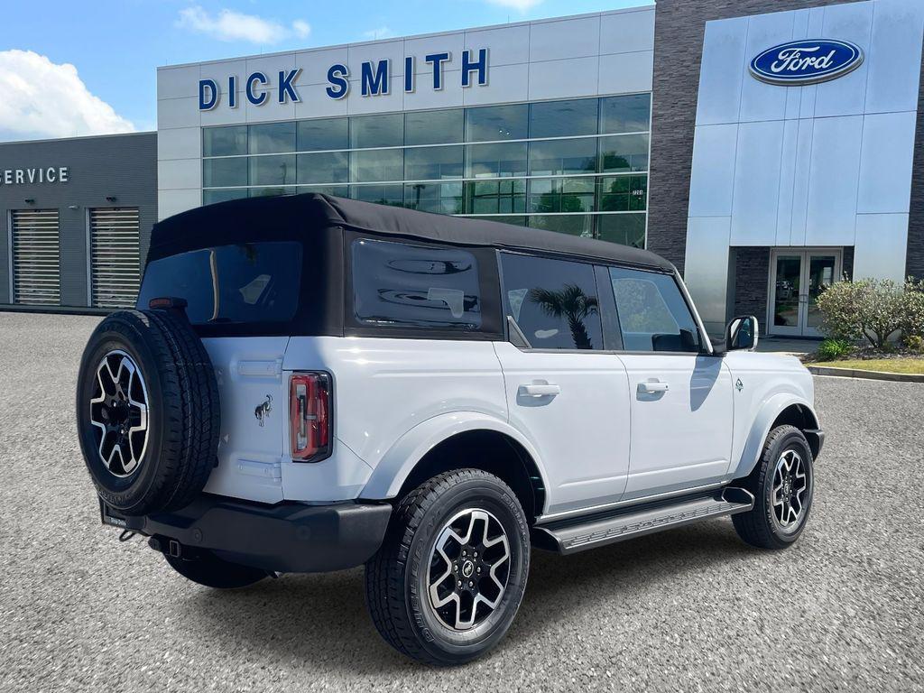 new 2025 Ford Bronco car, priced at $50,277