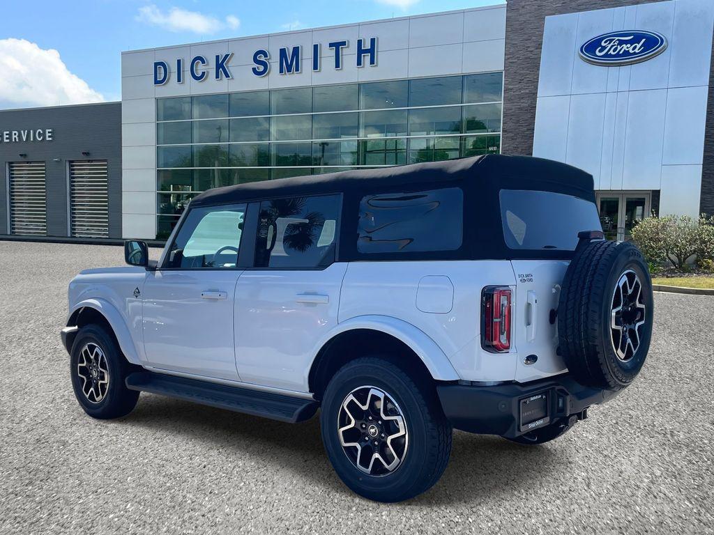 new 2025 Ford Bronco car, priced at $50,277