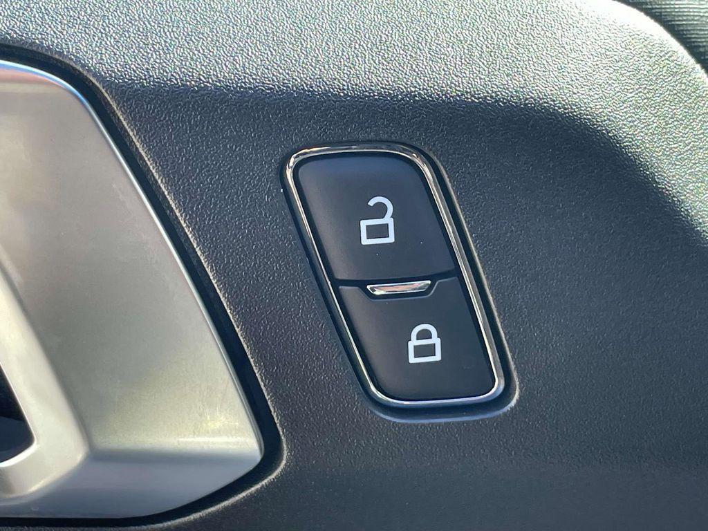 new 2025 Ford Bronco car, priced at $50,277