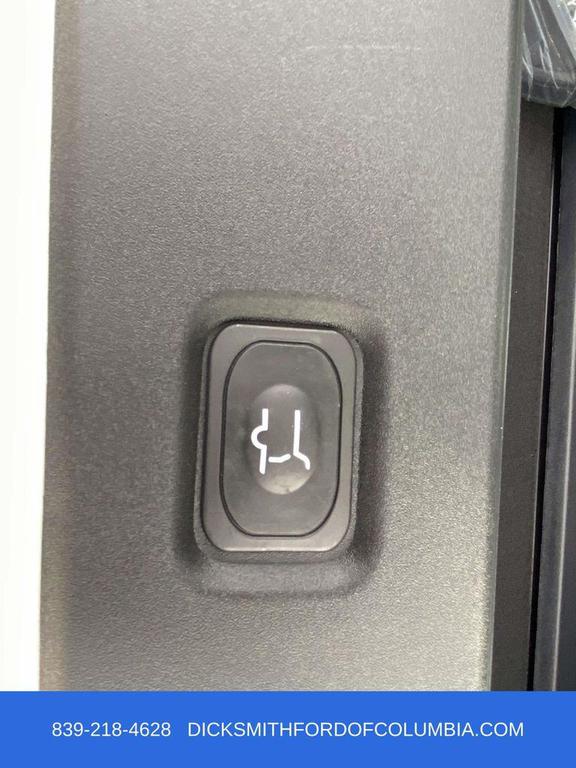 new 2025 Ford Expedition car, priced at $80,995