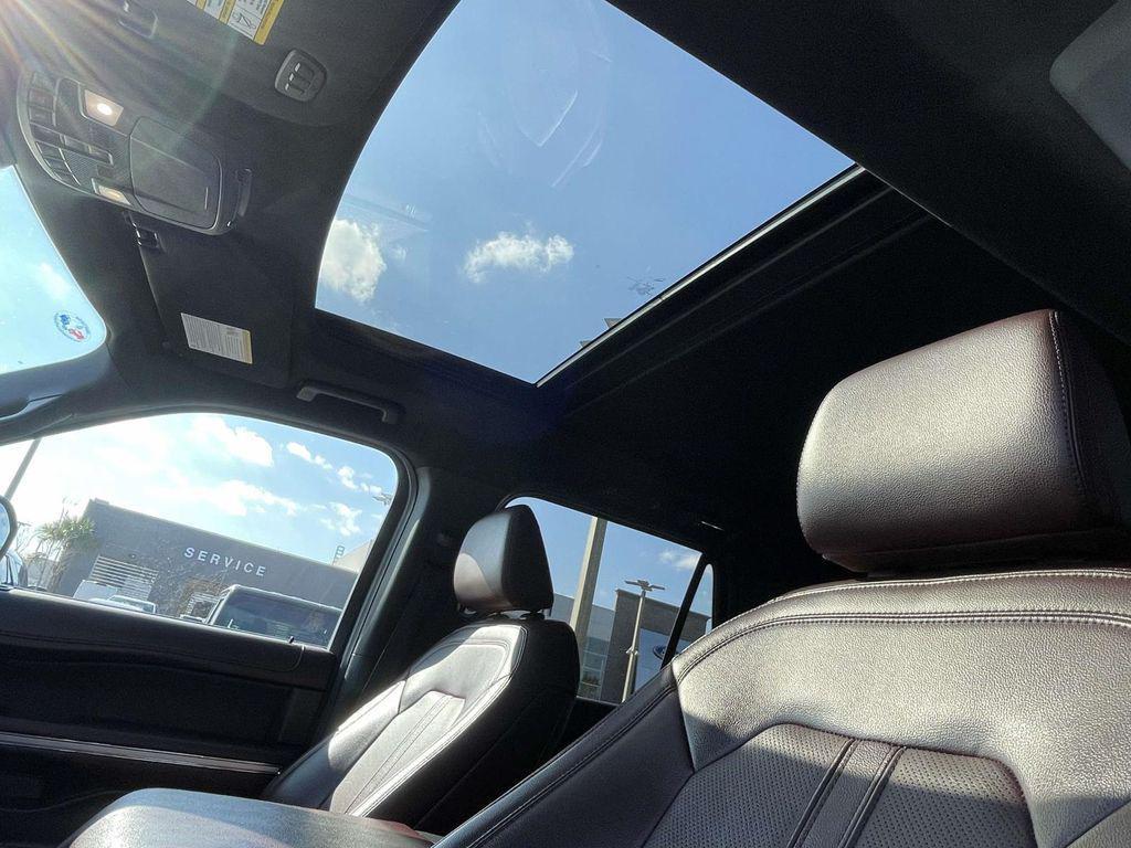 used 2024 Ford Expedition car, priced at $44,195