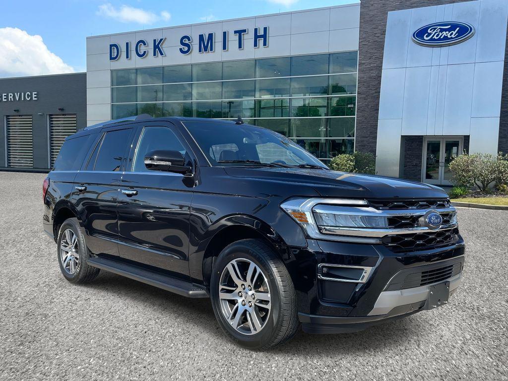 used 2024 Ford Expedition car, priced at $44,195