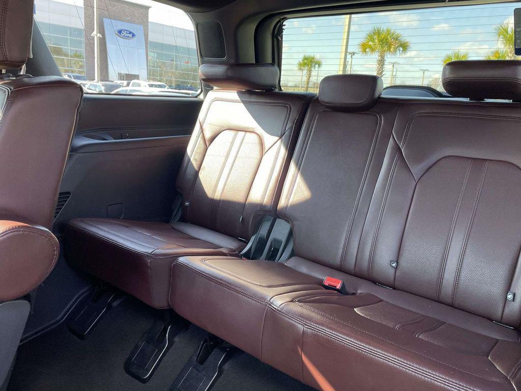 used 2024 Ford Expedition car, priced at $44,195