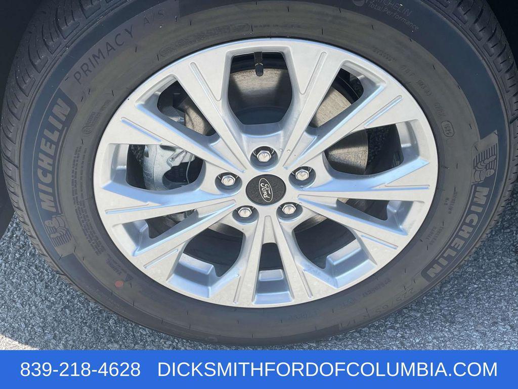 new 2025 Ford Escape car, priced at $25,540