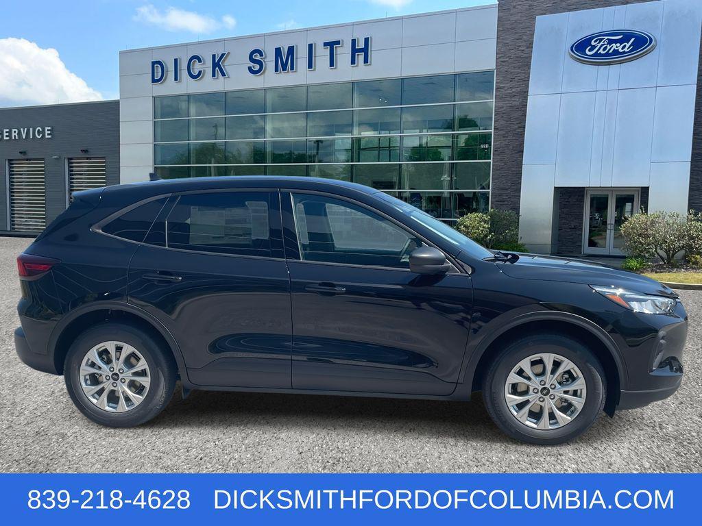 new 2025 Ford Escape car, priced at $25,540