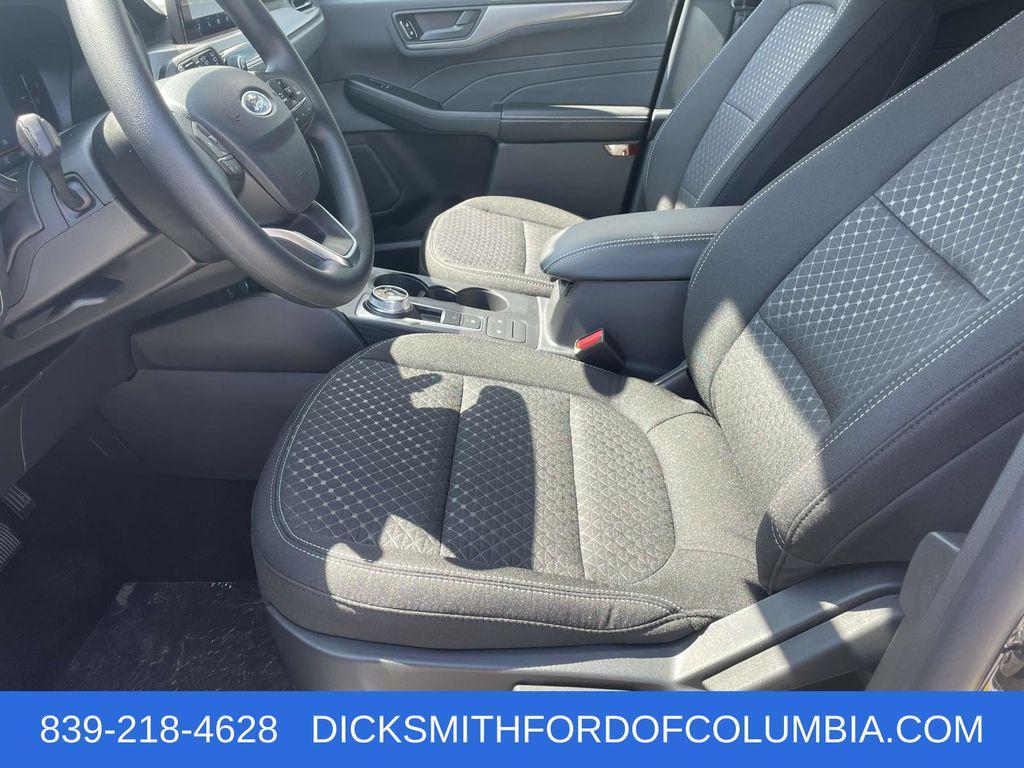 new 2025 Ford Escape car, priced at $25,540