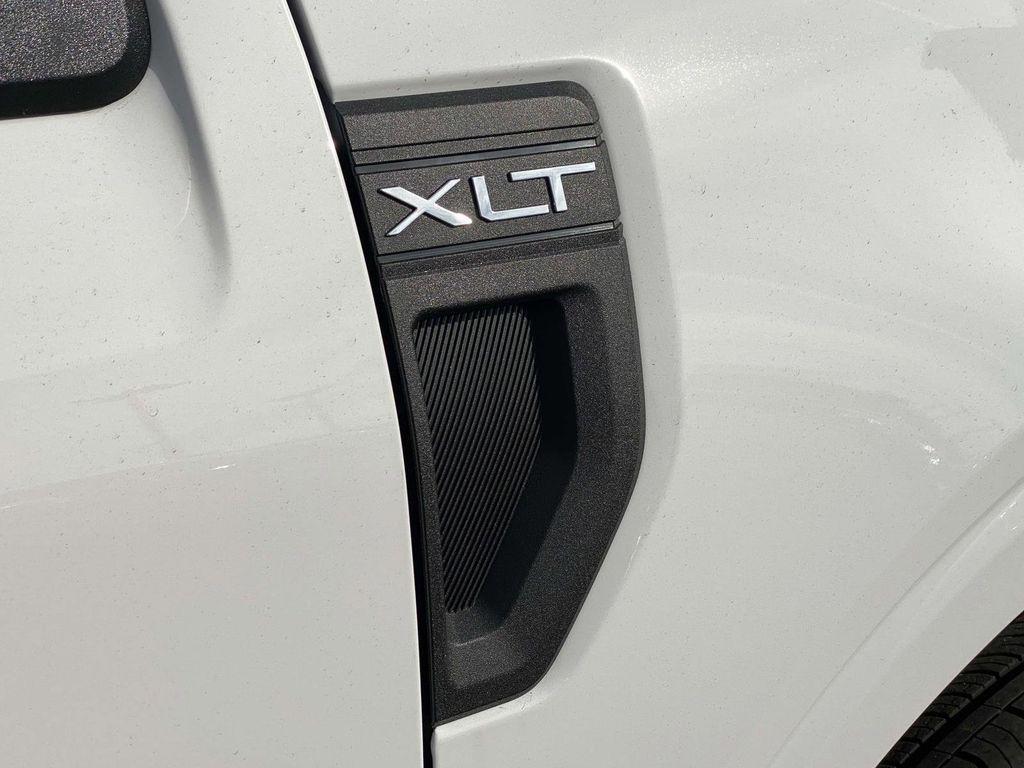 new 2025 Ford Maverick car, priced at $35,138