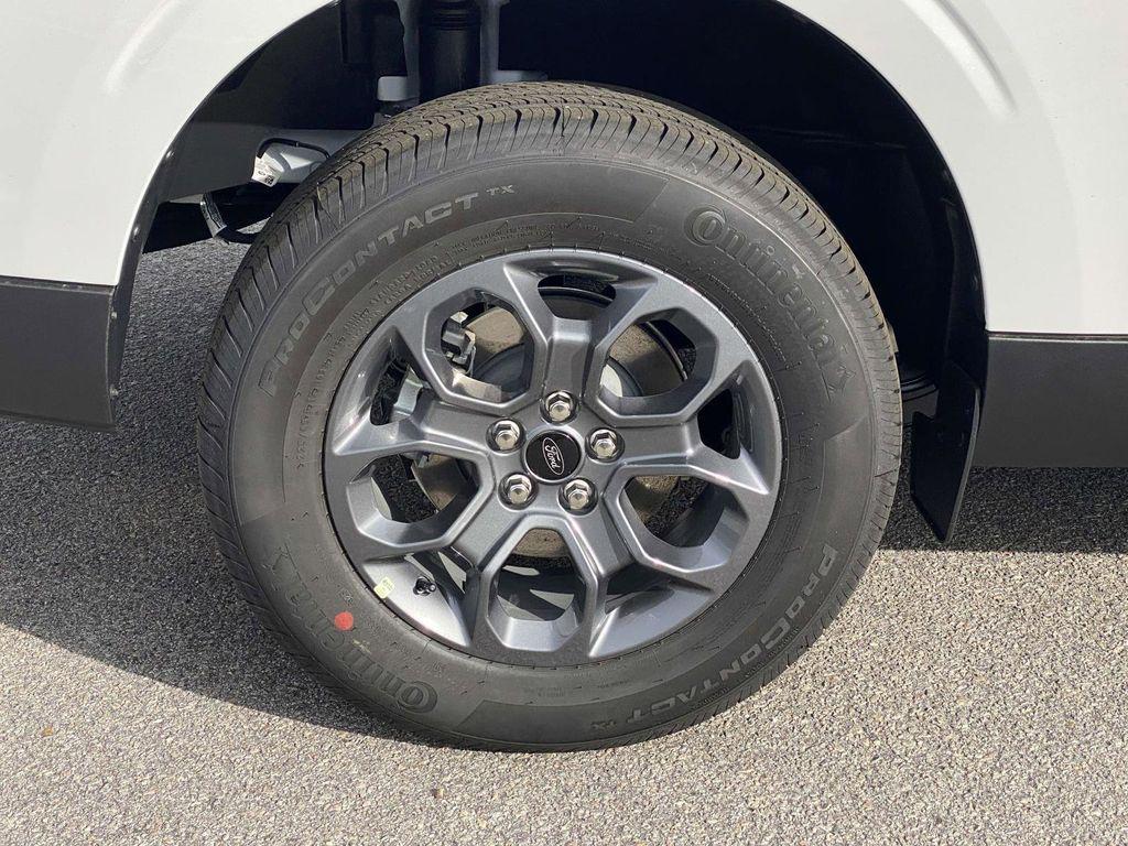 new 2025 Ford Maverick car, priced at $35,138