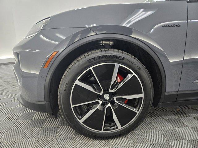 new 2025 Porsche Macan car, priced at $114,935