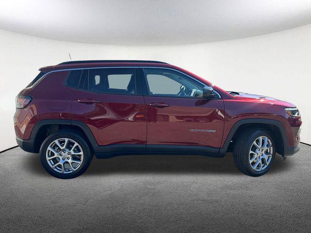 used 2022 Jeep Compass car, priced at $22,347