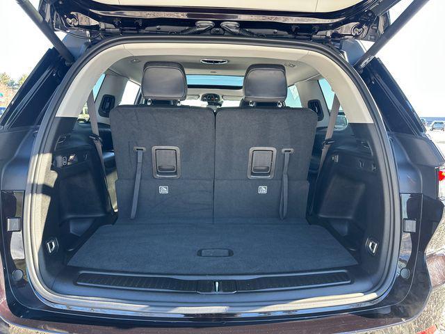 used 2023 Jeep Grand Cherokee L car, priced at $33,977