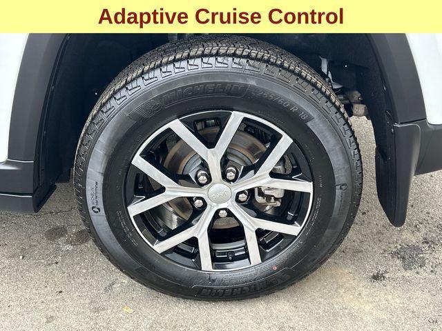 used 2025 Jeep Grand Cherokee car, priced at $39,467