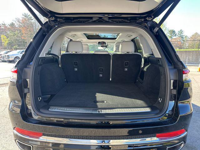 used 2022 Jeep Grand Cherokee car, priced at $30,967