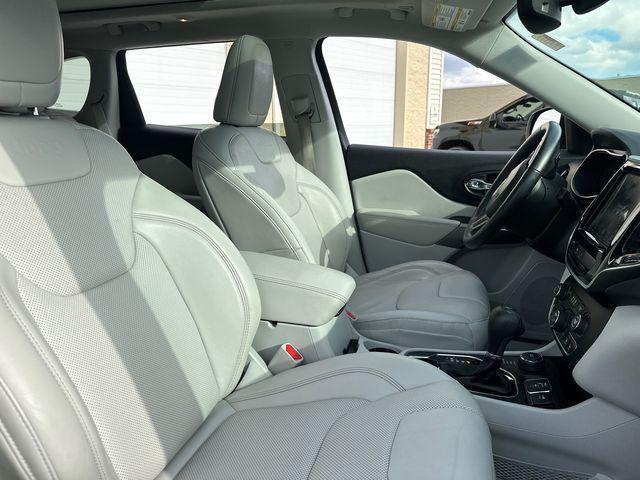 used 2019 Jeep Cherokee car, priced at $15,347