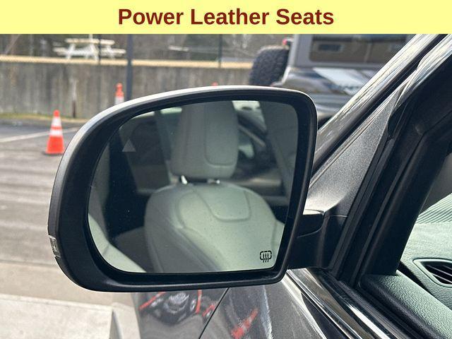 used 2019 Jeep Cherokee car, priced at $15,347