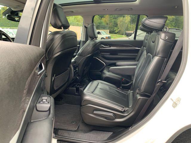 used 2022 Jeep Grand Cherokee L car, priced at $27,647