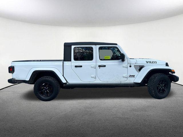 used 2021 Jeep Gladiator car, priced at $31,467