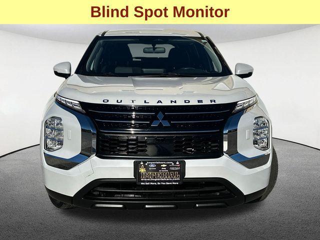 used 2024 Mitsubishi Outlander car, priced at $25,977