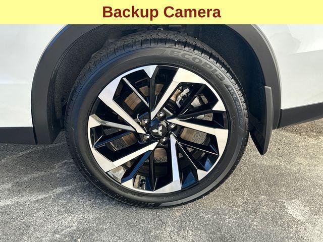 used 2024 Mitsubishi Outlander car, priced at $25,977