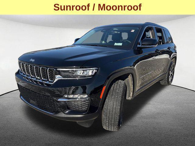 used 2024 Jeep Grand Cherokee car, priced at $34,977