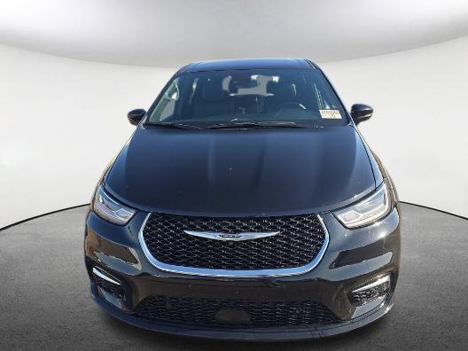 used 2026 Chrysler Pacifica car, priced at $35,467