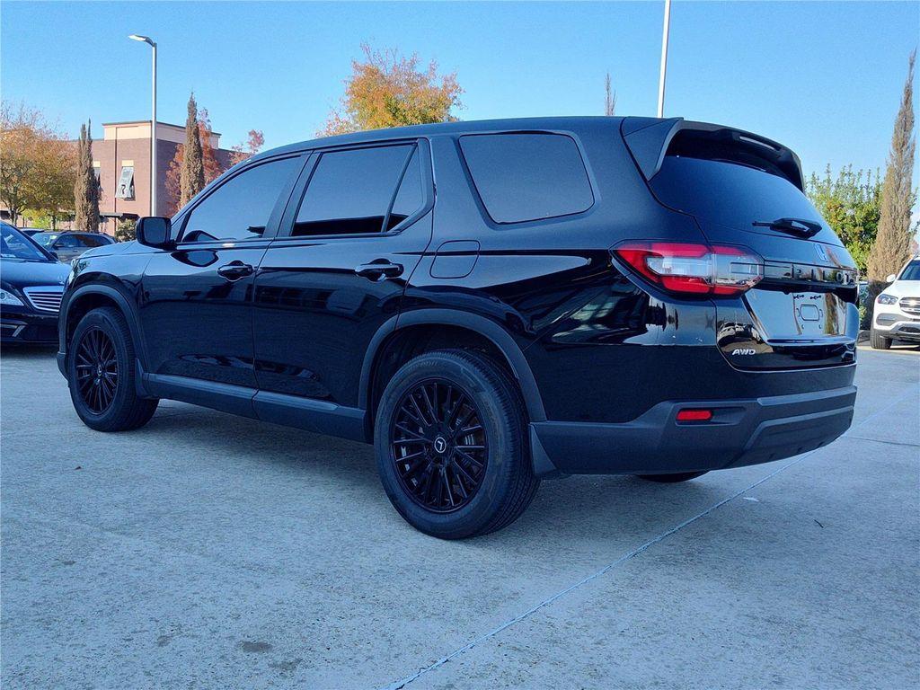 used 2023 Honda Pilot car, priced at $33,790