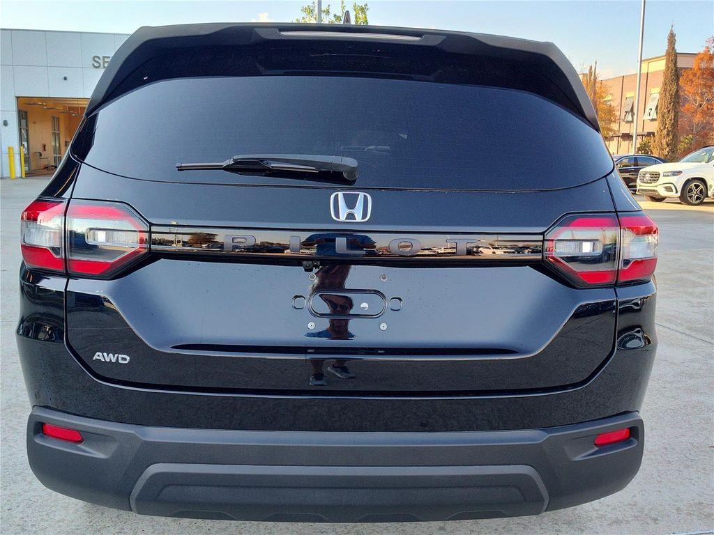 used 2023 Honda Pilot car, priced at $33,790