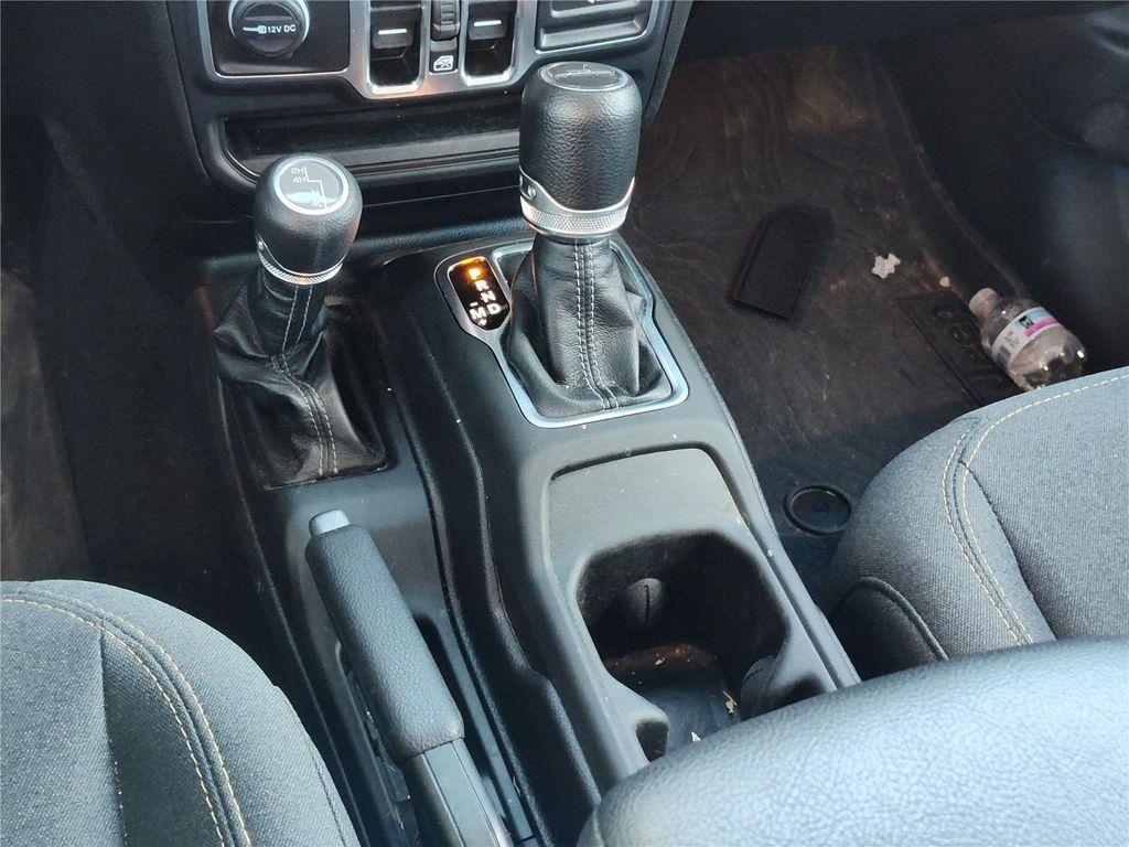 used 2024 Jeep Gladiator car, priced at $35,970