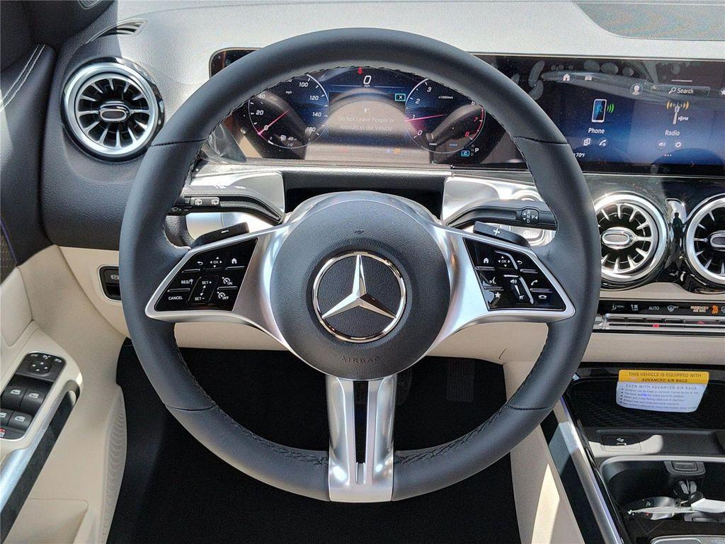 new 2025 Mercedes-Benz GLB 250 car, priced at $47,735