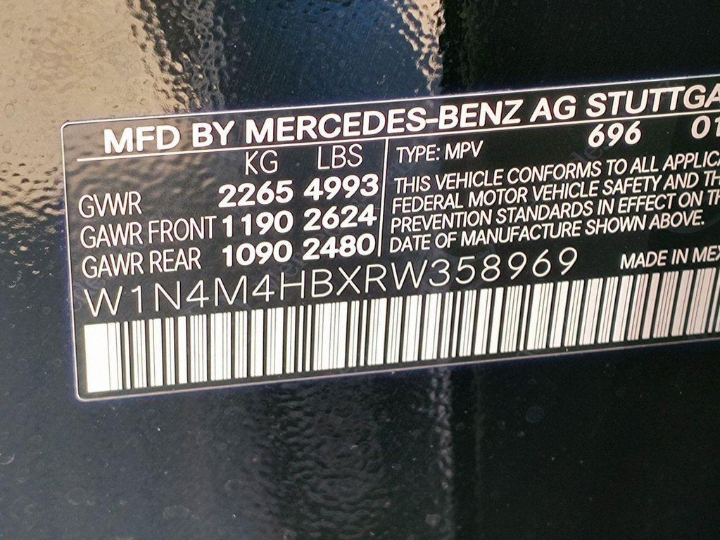 new 2024 Mercedes-Benz GLB 250 car, priced at $53,215