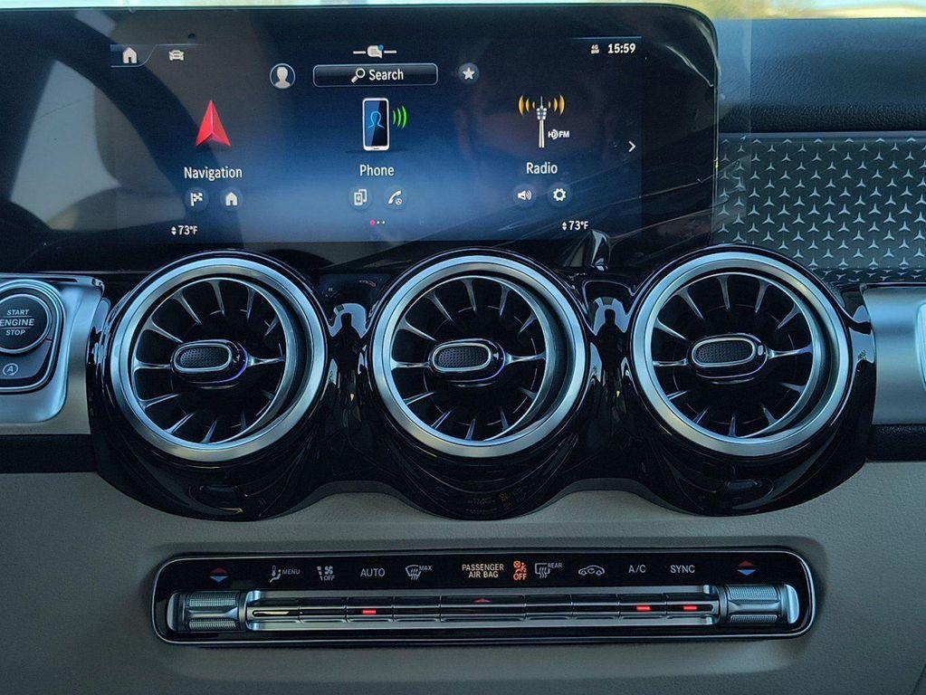 new 2025 Mercedes-Benz GLB 250 car, priced at $49,335